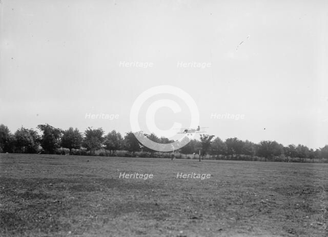 Curtiss Airplane - Tests And Demonstrations; Twin Engine Biplane, Potomac Park, 1916. Creator: Harris & Ewing.