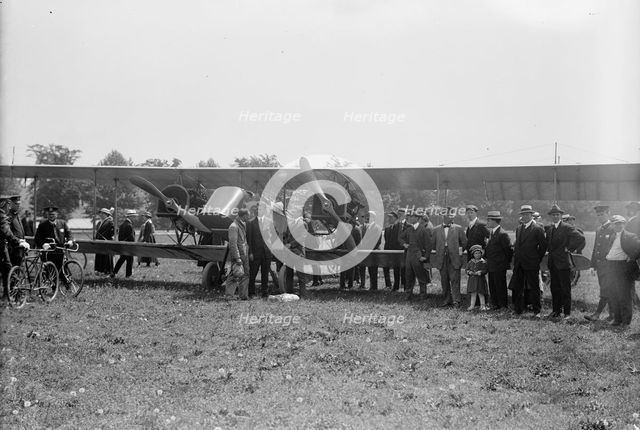 Curtiss Airplane Tests And Demonstrations; Twin Engine Biplane, Potomac Park, 1916. Creator: Harris & Ewing.