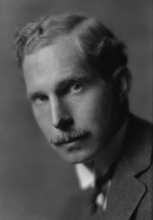 Cushing, Charles Phelps, Mr., portrait photograph, 1914. Creator: Arnold Genthe