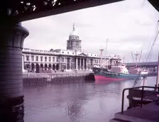 Custom House, Dublin, Ireland, c1955. Creator: Arthur Charles Kirby Ware