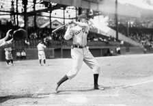 Cy Falkenburg, Cleveland Al, at National Park, Washington, D.C. (Baseball), 1913. Creator: Harris & Ewing