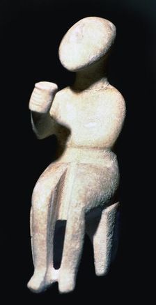 Cycladic male seated figure, 25th century BC