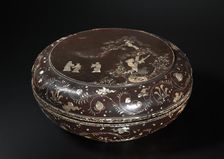 Cylindrical Box, 17th century. Creator: Unknown