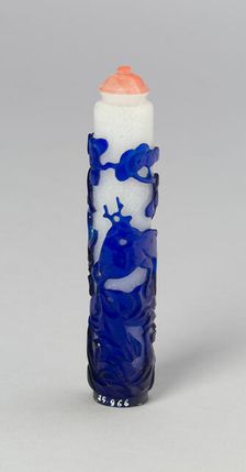Cylindrical Snuff Bottle with Deer and Crane amidst Pine, Qing dynasty (1644-1911), 1750-1820. Creator: Unknown