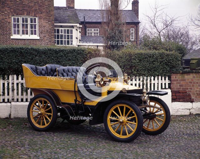 A 1903 Wolseley. Artist: Unknown