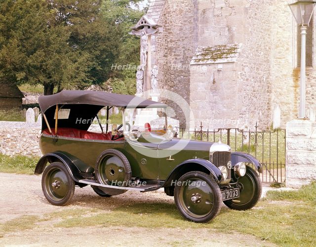 A 1921 AC 11.9hp. Artist: Unknown