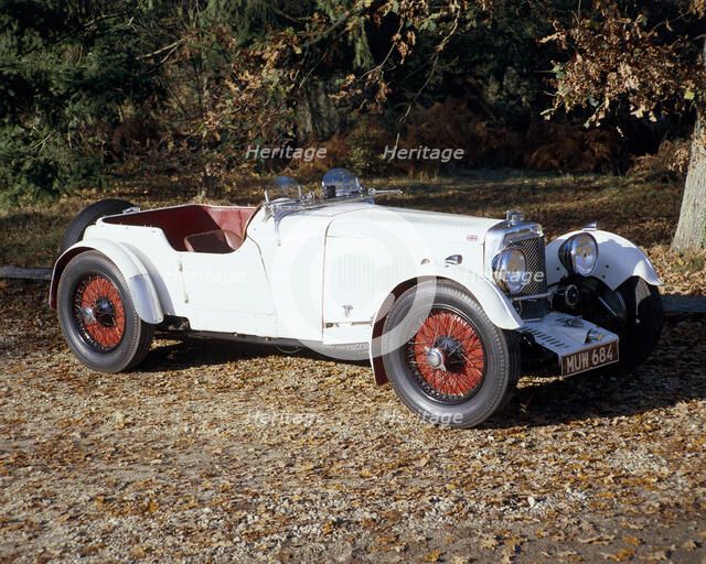 A 1933 Aston Martin Le Mans car. Artist: Unknown