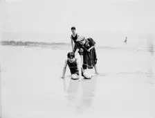 A Throw down, between 1900 and 1905. Creator: Unknown