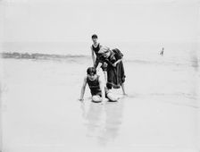 A Throw down, between 1900 and 1905. Creator: Unknown