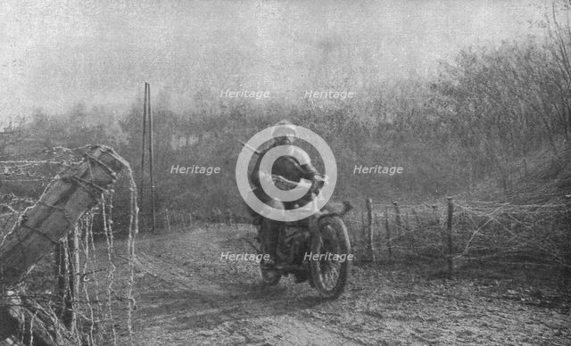'A Travers la Fournaise; Un autre de ceux qui ont eu a coeur de remplir grandement..., 1916 (1924) Creator: Unknown.