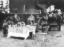 A Vise, des officiers allemands degustent en plein air les vins requisitionnes 1914. Creator: Unknown