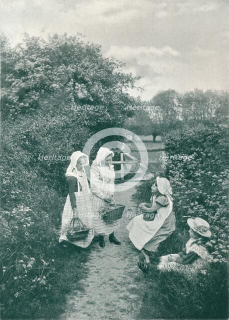 'A Wayside Gossip', c1903. Artist: HC Wharton &Co.