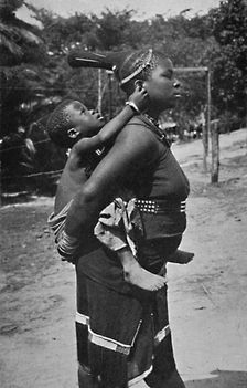 A Zulu woman and child, 1902