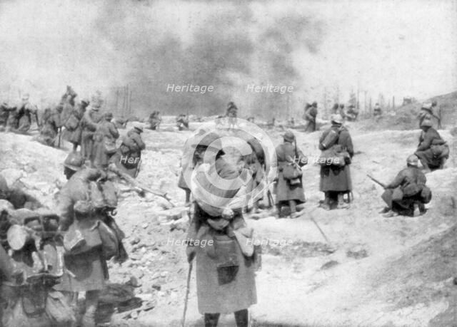 A battalion approaching the front, Mont Pertois, France, First World War, 20 April 1917. Artist: Unknown
