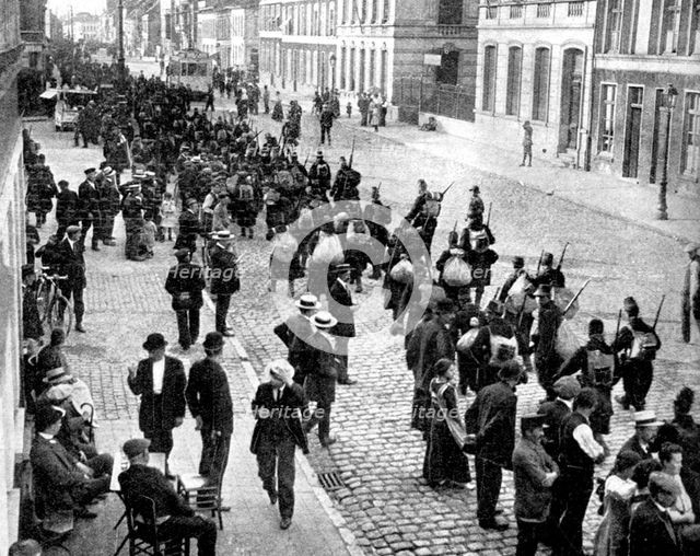 A Belgian regiment retreats to Antwerp, First World War, 1914. Artist: Unknown