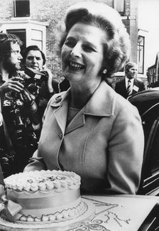 A birthday cake for Margaret Thatcher, Blackpool, 14th October 1977. Creator: Unknown