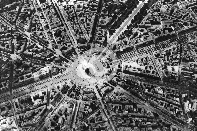 A bird's eye view of the Place de L'Etoile and the Arc de Triomphe, Paris, 1931. Artist: Ernest Flammarion