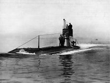 A British submarine running on the surface of the water 1914