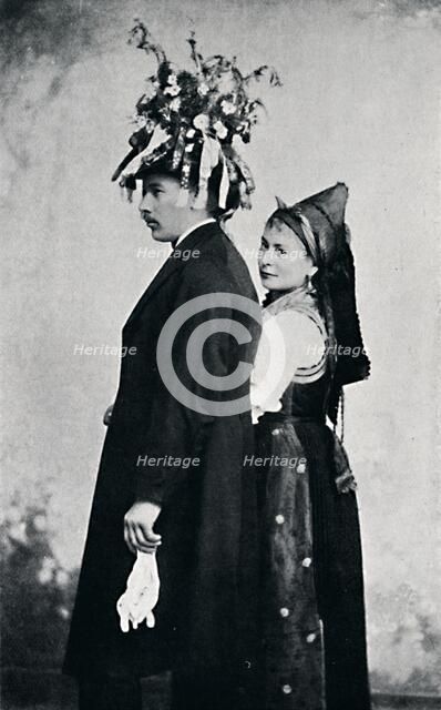 A bride and bridegroom of the Black Forest, 1912. Artist: E Uhlenhuth.