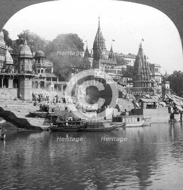 A burning ghat on the Ganges at Benares (Varanasi), India, 1900s.Artist: Underwood & Underwood