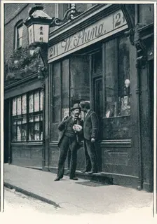 A Chinese shop, Limehouse, London, c1900 (1901)