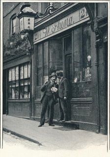 A Chinese shop, Limehouse, London, c1900 (1901)