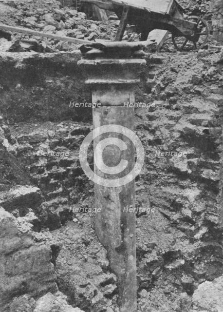 A column of the hall of Blackfriars Priory, City of London, 1906. Artist: Unknown.