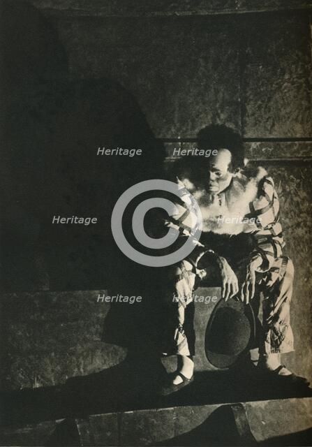 A clown by Mario Van Bucovich, c1927. Artist: Mario Van Bucovich.