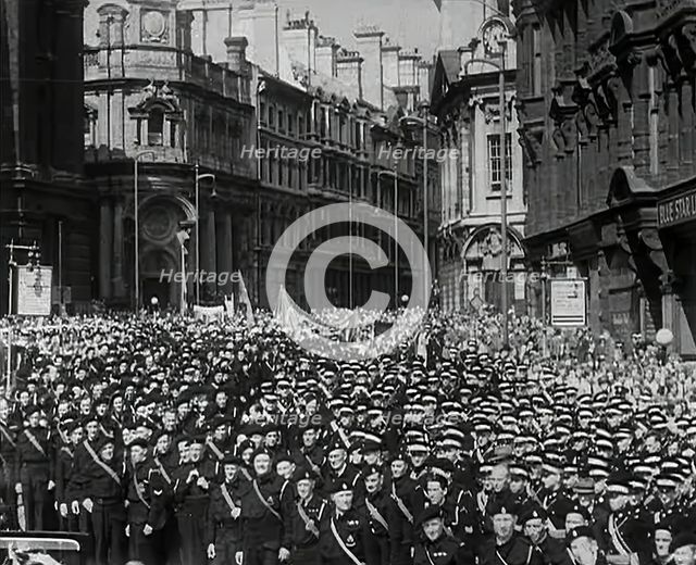 A Crowd Listening to Lord Beaverbrook Giving a Speech in Support of the USSR, Birmingham, 1942.  Creator: British Pathe Ltd.