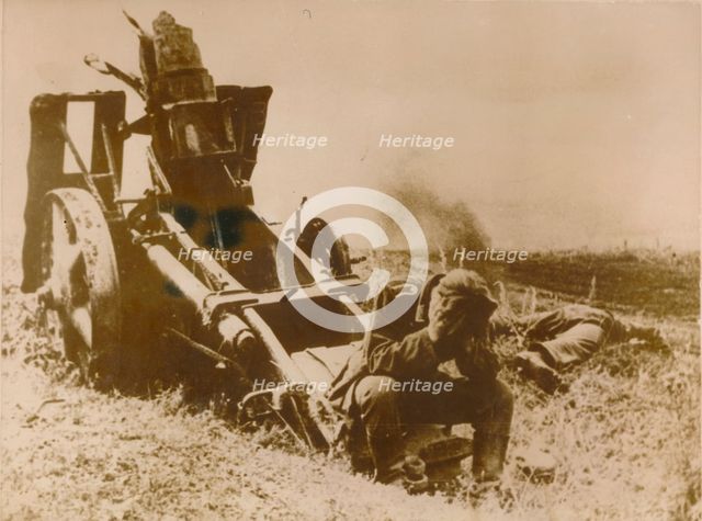 A destroyed German artillery piece. Creator: Unknown.