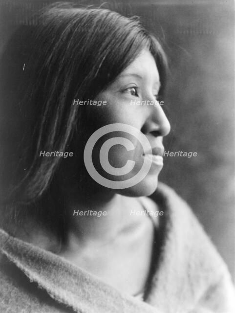A Desert Cahuilla woman, head-and-shoulders portrait, facing right, c1924. Creator: Edward Sheriff Curtis.