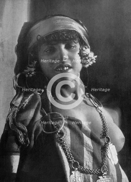 'A Desert Belle'. Artist: Unknown