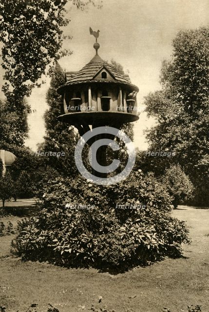 'A Dovecote - in the garden of Dowager Marchioness of Bute, St. John's Lodge, Regent's Park', 1920. Creator: Unknown.