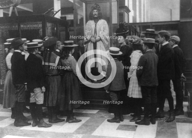A field trip to the Smithsonian Institution, (1899?). Creator: Frances Benjamin Johnston.