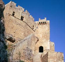 A fortress on Lindos Acropolis, 14th century