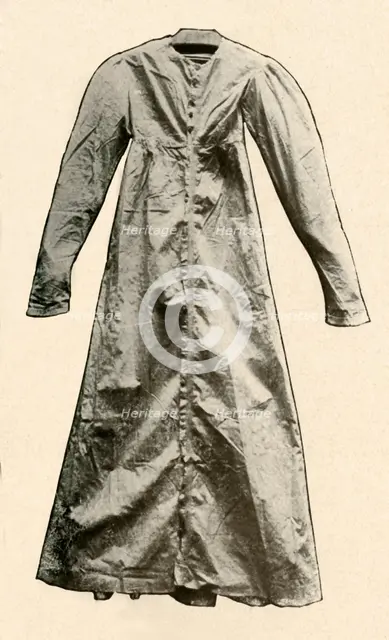 'A 'flying Josie', worn in Pennsylvania', late 18th century, (1937)., Creator: Unknown.