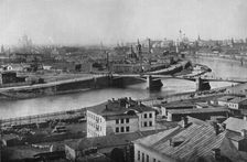 A general view of Moscow, showing the Kremlin 1915