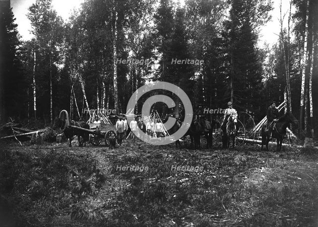 A Group of Workers in the Taiga, 1909. Creator: Dorozhno-Stroitel'nyi Otdel.