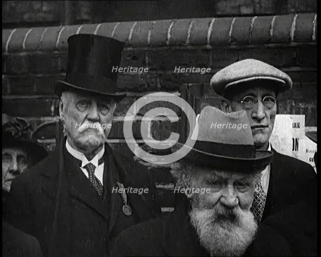 A Group of American Civil War Veterans Stand Together , 1924. Creator: British Pathe Ltd.