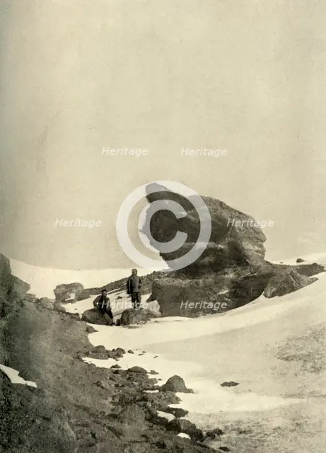 'A Great Kenyte Boulder Close To The Winter Quarters', c1908, (1909).  Artist: Unknown.