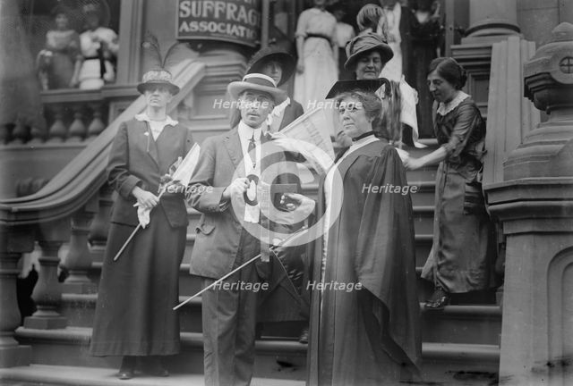 A.H. Brown & Harriet Mills, 1913. Creator: Bain News Service.