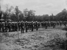 A halt on the way to boat, 1893. Creator: William Cruikshank