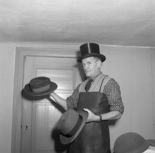 A hatter, Landskrona, Sweden, 1952