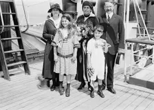 A.I. Elkus & family, between c1915 and c1920. Creator: Bain News Service
