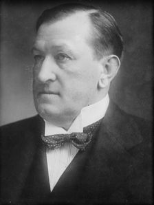 A. Illingworth, between c1915 and c1920. Creator: Bain News Service