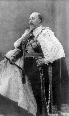 A King the Whole World Mourns 1910.Artist: Swain