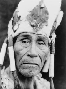 A Klamath head-dress, c1923. Creator: Edward Sheriff Curtis