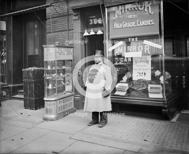 A Living sign on Fifth Avenue, New York City, between 1900 and 1910. Creator: Unknown.