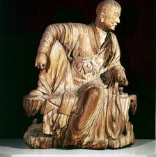 A Lohan (Disciple of Buddha), Chinese woodcarving, 14th century