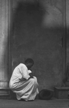 A lullaby, New Orleans, between 1920 and 1926. Creator: Arnold Genthe